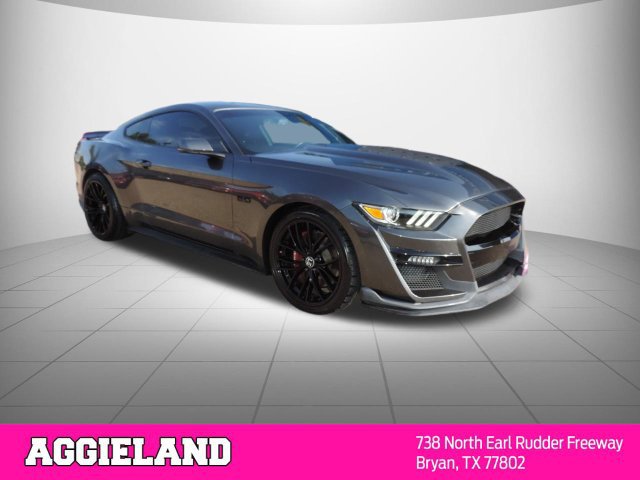 Used 2017 Ford Mustang GT Premium w/ Black Accent Package RWD image 3