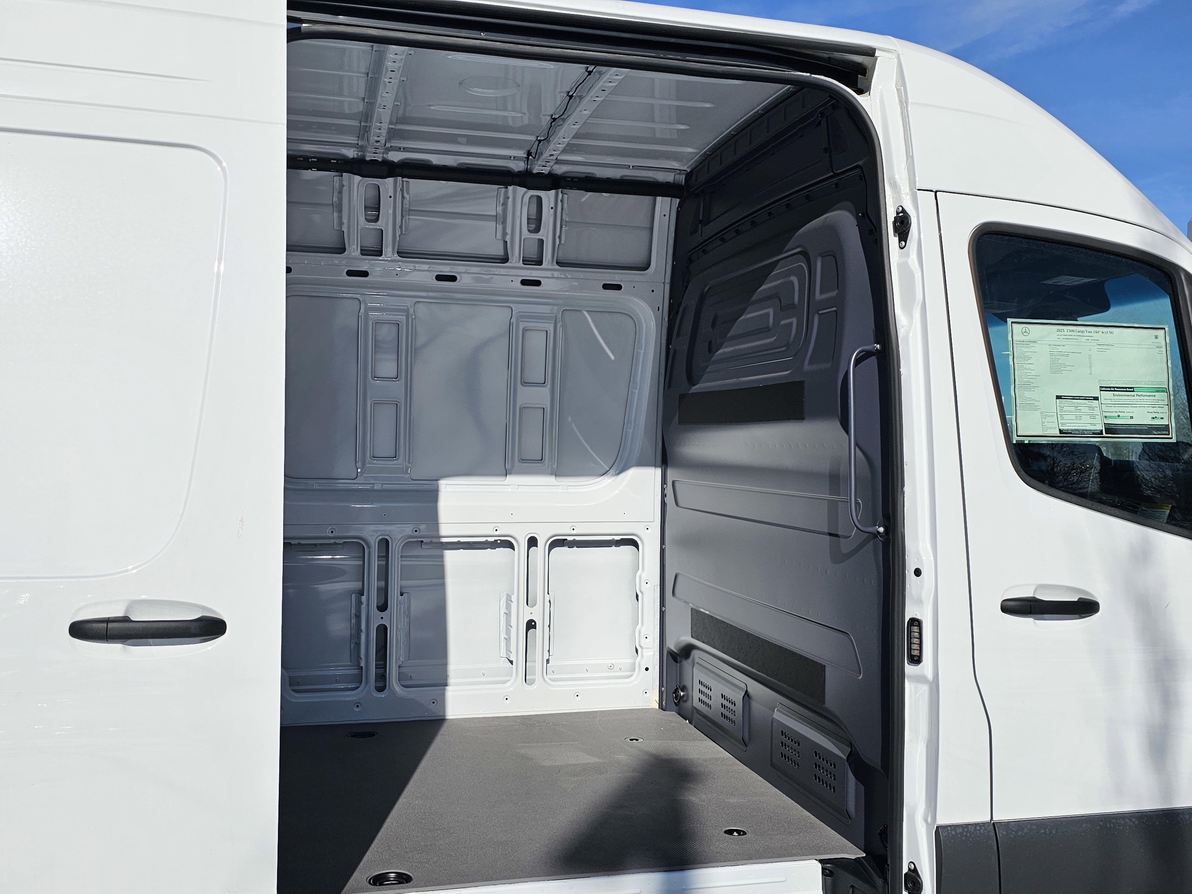 New 2025 Mercedes-Benz Sprinter 2500 image 7