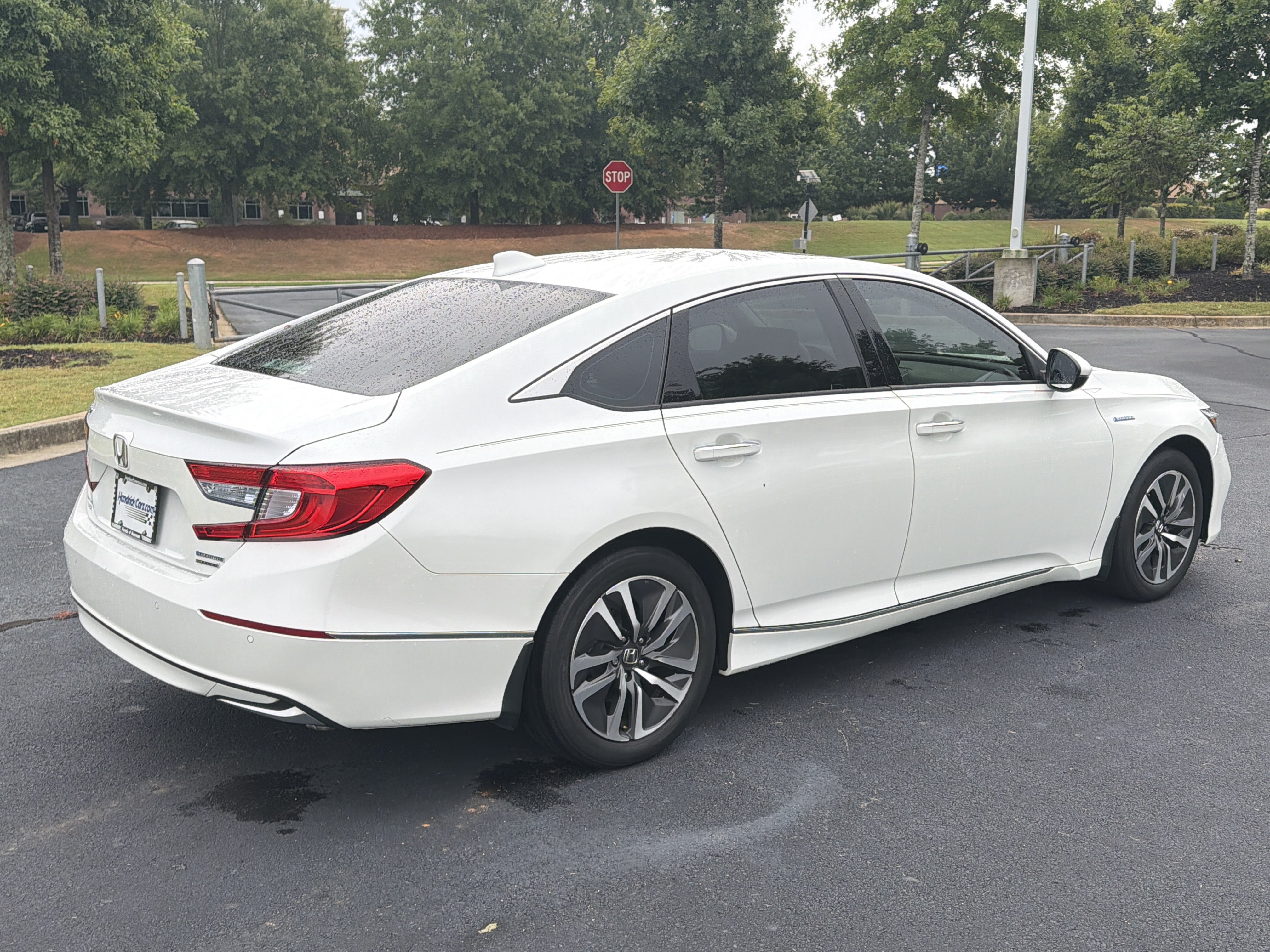 Used 2018 Honda Accord Touring image 9
