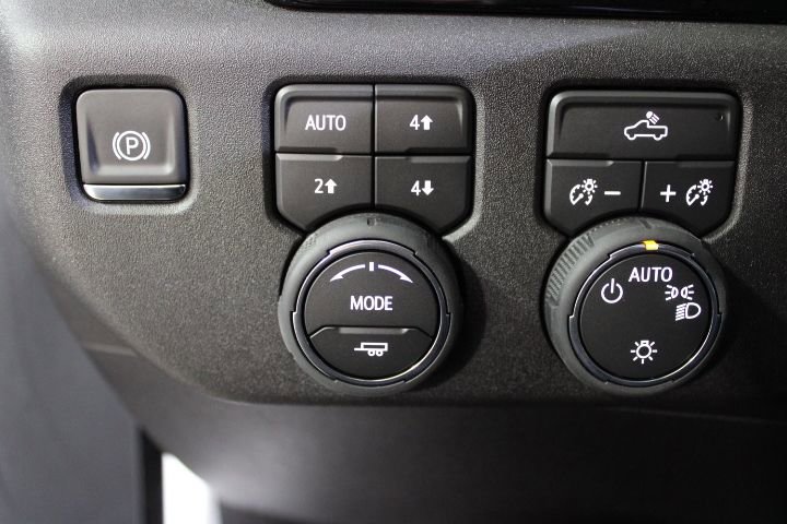 Certified 2026 Chevrolet Silverado 1500 LT w/ All Star Edition Plus AWD/4WD image 41