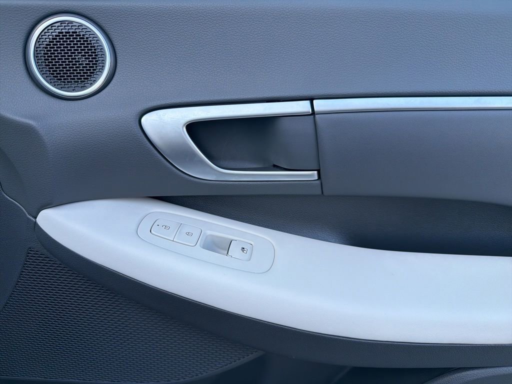 Used 2025 Hyundai Sonata SEL image 27