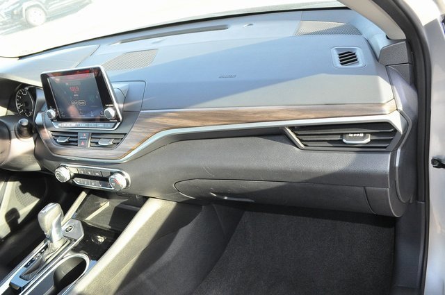 Used 2024 Nissan Altima 2.5 SV image 20