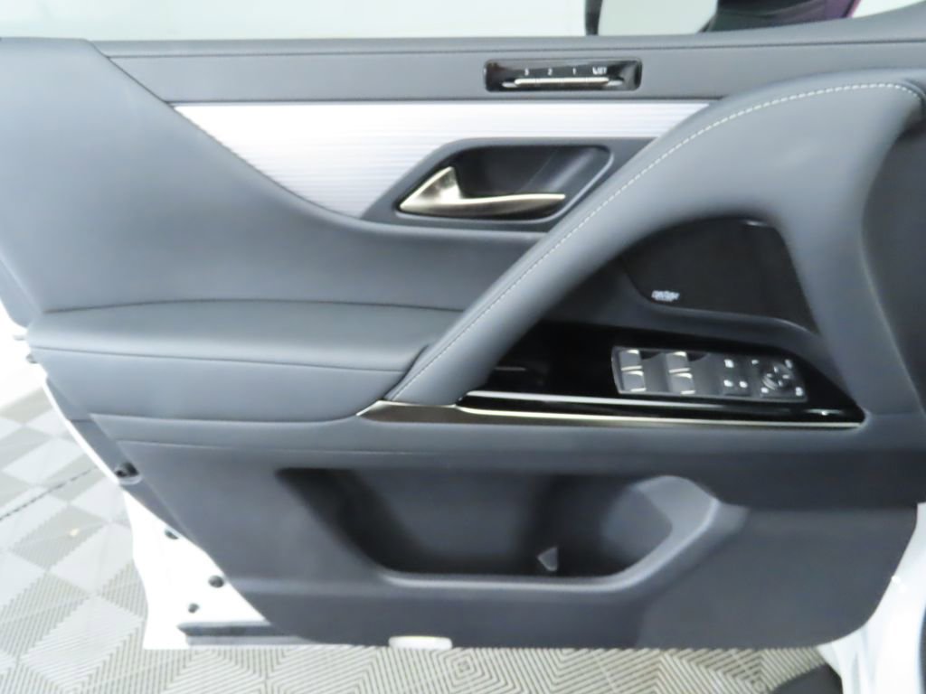 Certified 2024 Lexus LX 600 F Sport image 24