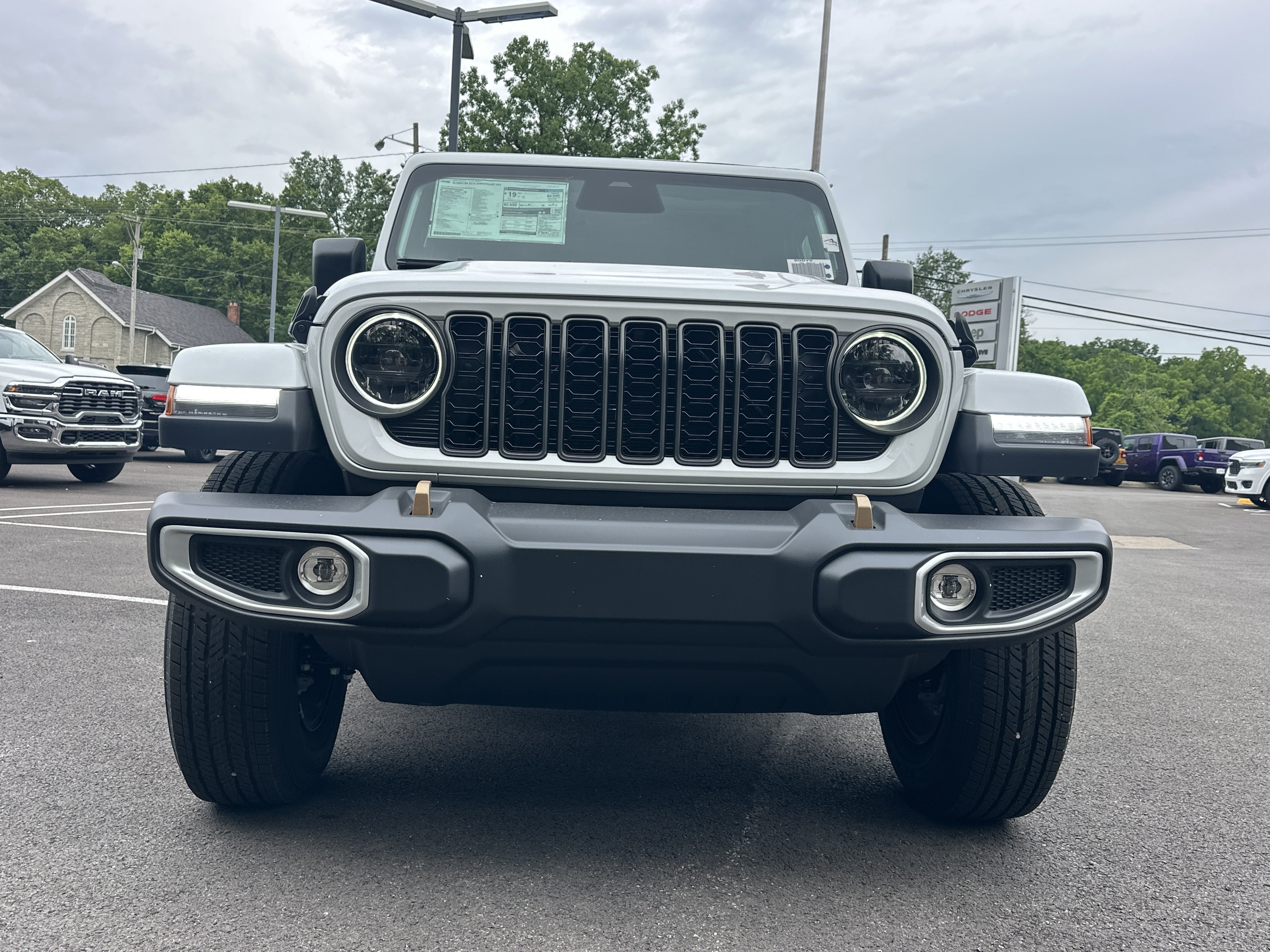 New 2026 Jeep Gladiator Sport AWD/4WD image 21