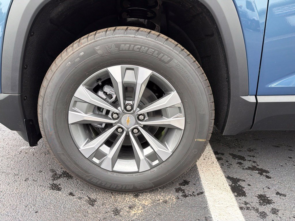New 2027 Chevrolet Equinox LT AWD/4WD image 15