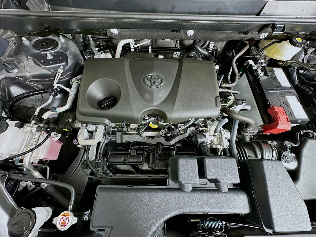Used 2025 Toyota RAV4 XLE image 29