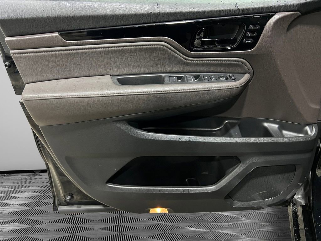 Used 2019 Honda Odyssey Touring image 22