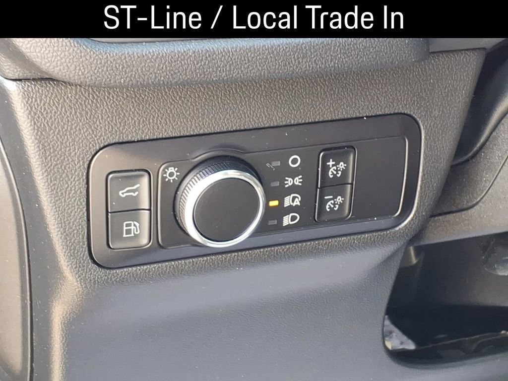 Used 2023 Ford Escape ST-Line w/ Equipment Group 301A FWD image 19