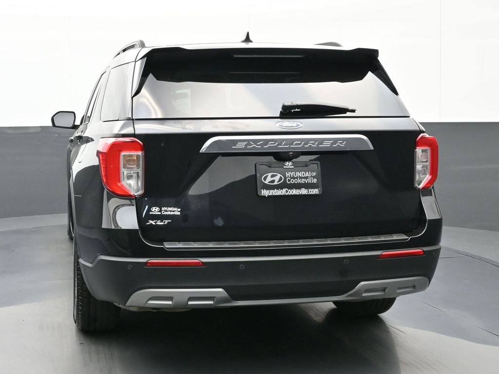 Used 2022 Ford Explorer XLT w/ Equipment Group 202A RWD image 4