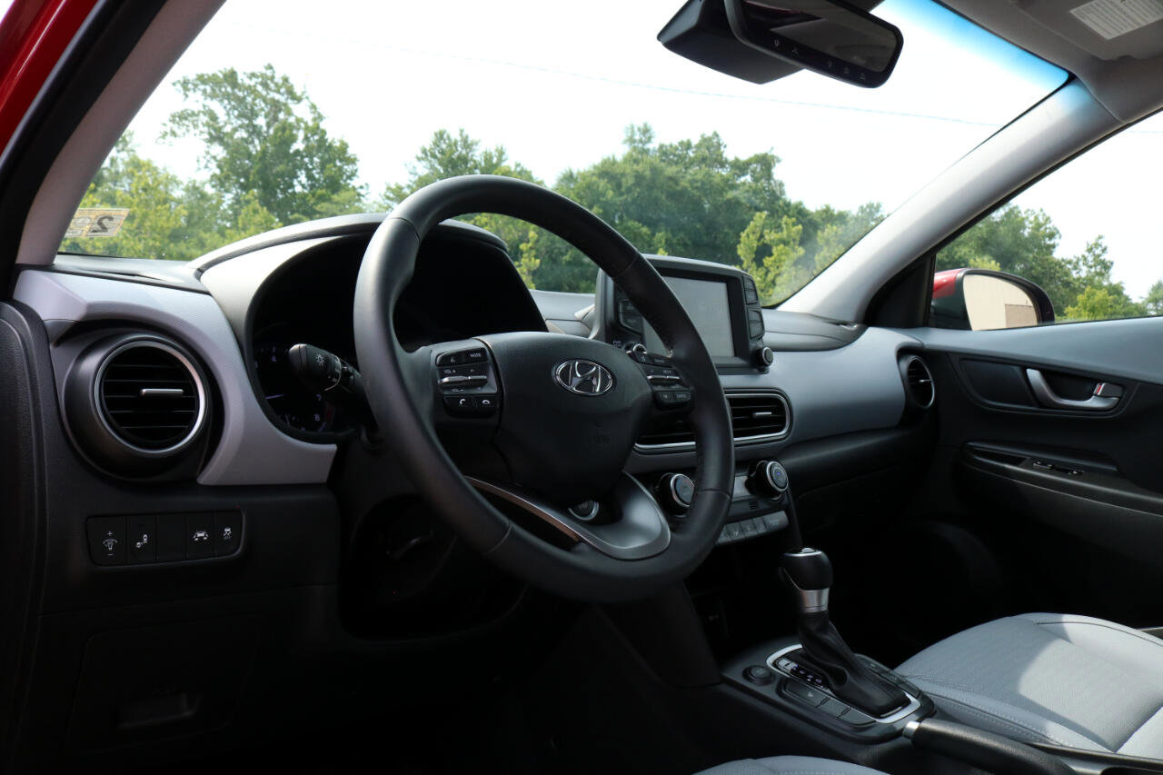 Used 2021 Hyundai Kona Limited w/ Winter Weather Package image 21