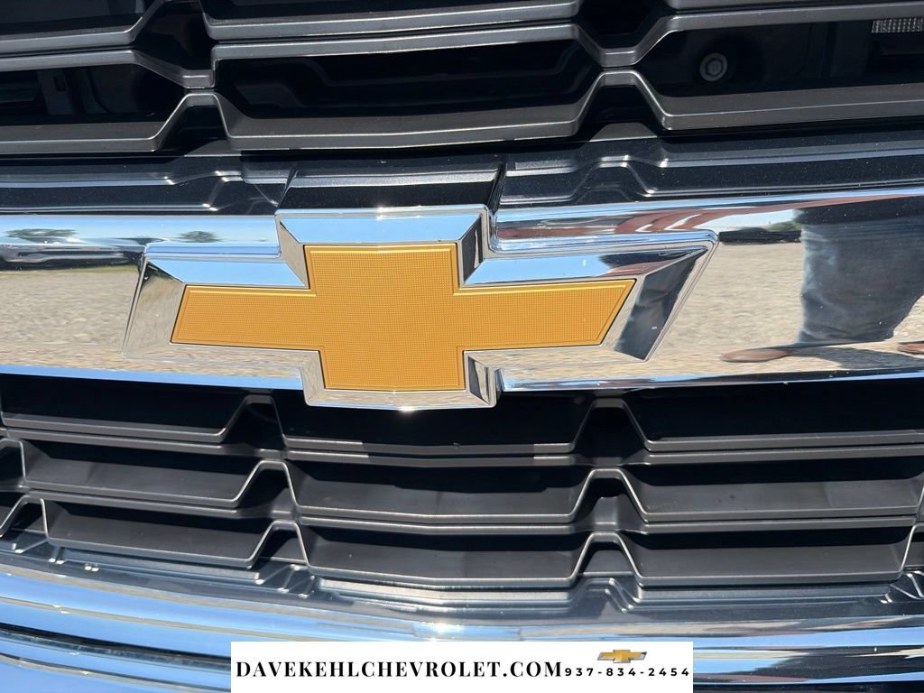 Used 2018 Chevrolet Silverado 1500 LT w/ All Star Edition AWD/4WD image 37