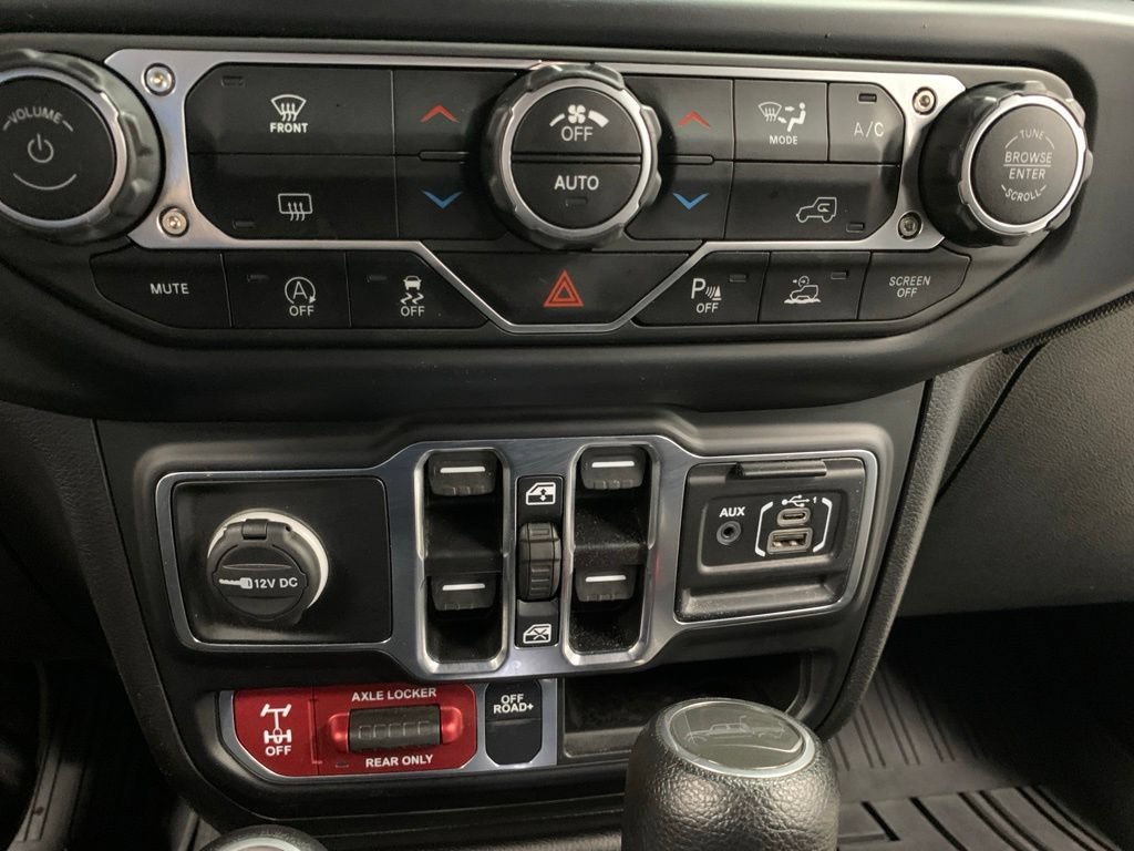 Certified 2023 Jeep Gladiator Mojave w/ Safety Group AWD/4WD image 21