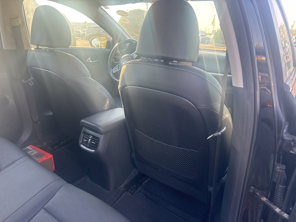 Used 2020 Kia Forte EX image 22