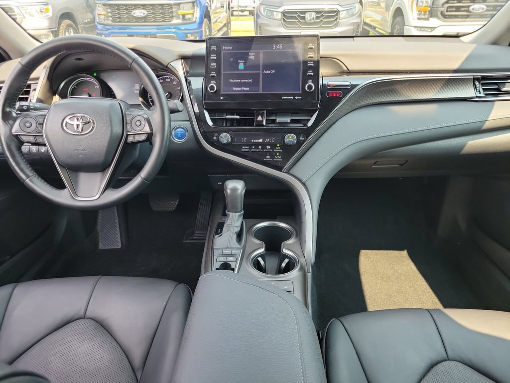 Used 2023 Toyota Camry XSE w/ Cold Weather Package FWD image 11