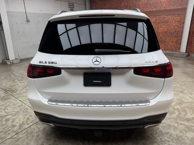 New 2026 Mercedes-Benz GLS 580 4MATIC image 4