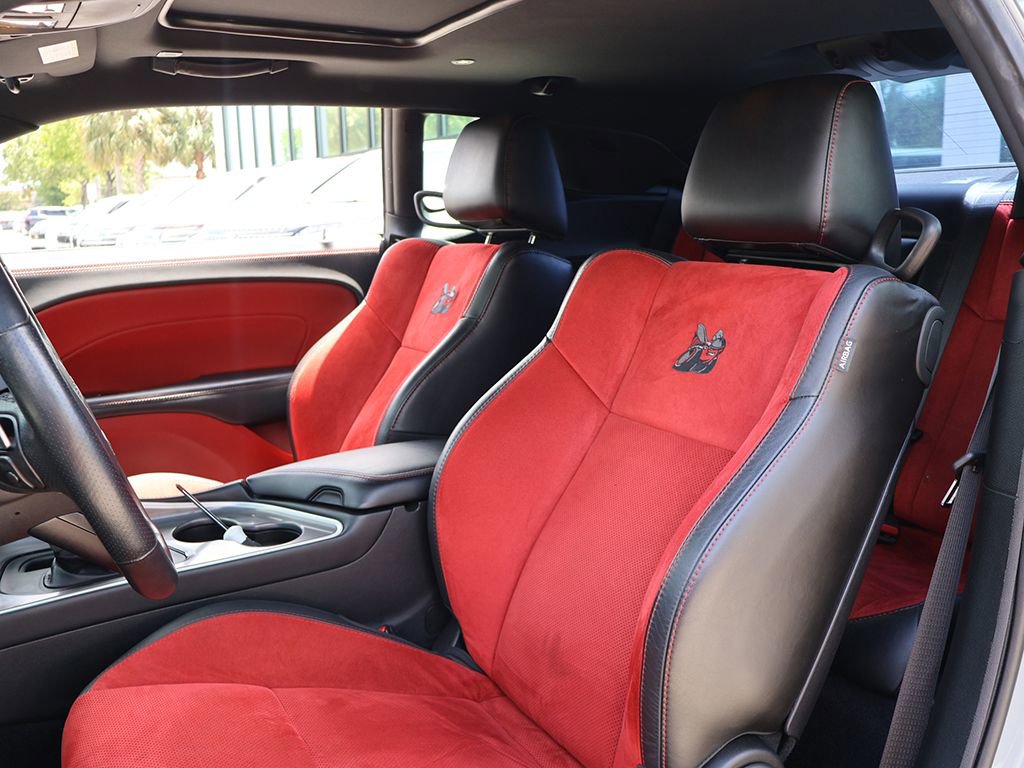Used 2022 Dodge Challenger R/T Scat Pack RWD image 27