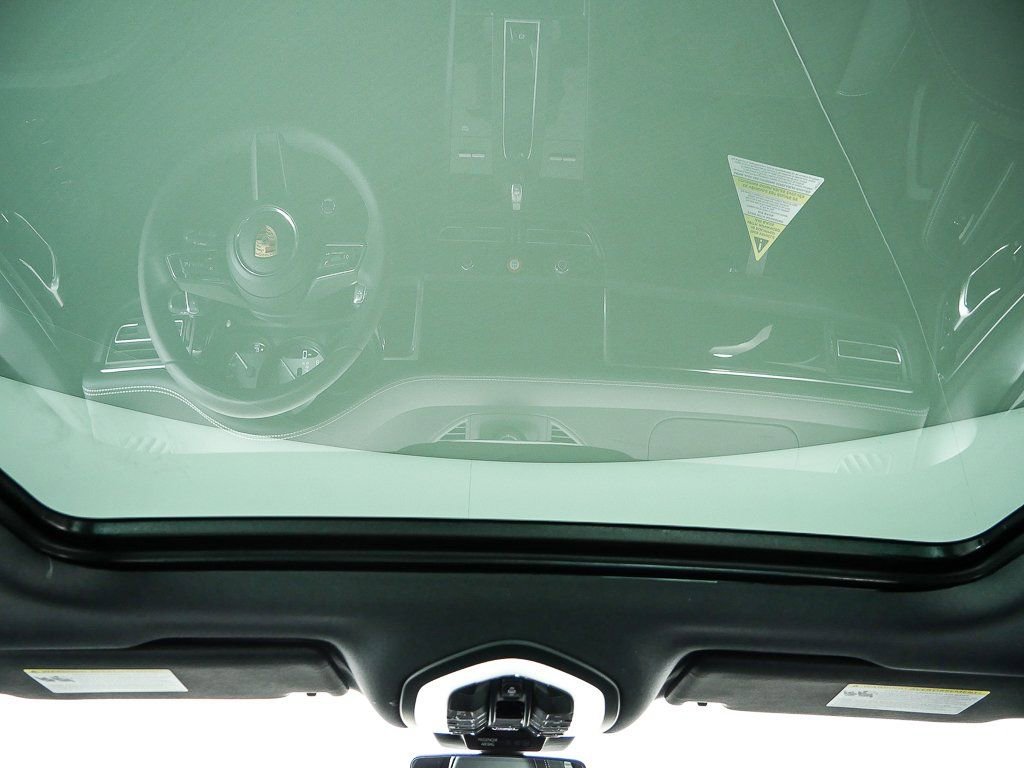 New 2026 Porsche Macan S image 23