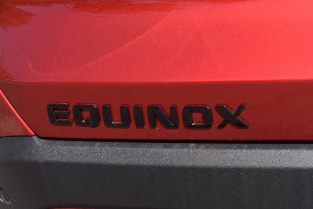 New 2027 Chevrolet Equinox RS w/ Safety and Technology Package FWD image 17
