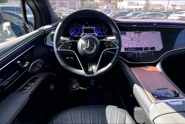 Certified 2023 Mercedes-Benz EQS 580 4MATIC SUV image 4
