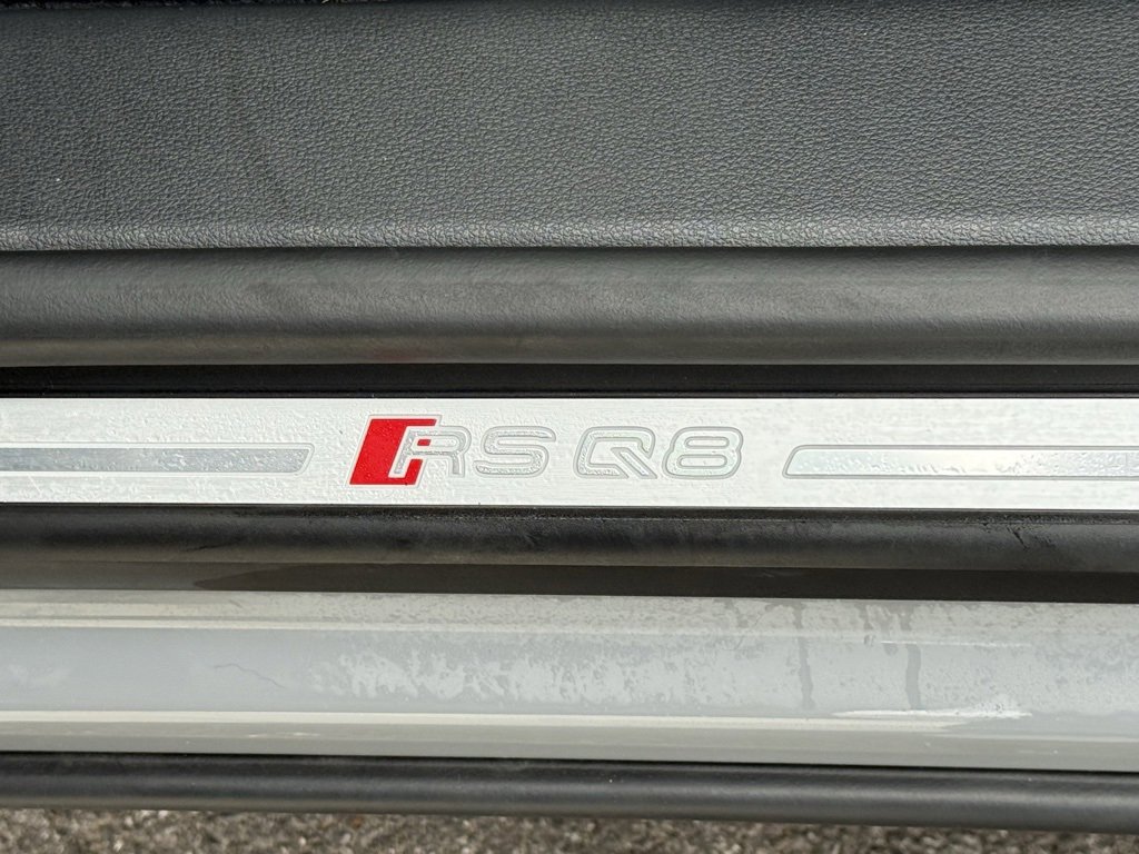 Used 2024 Audi RS Q8 image 18