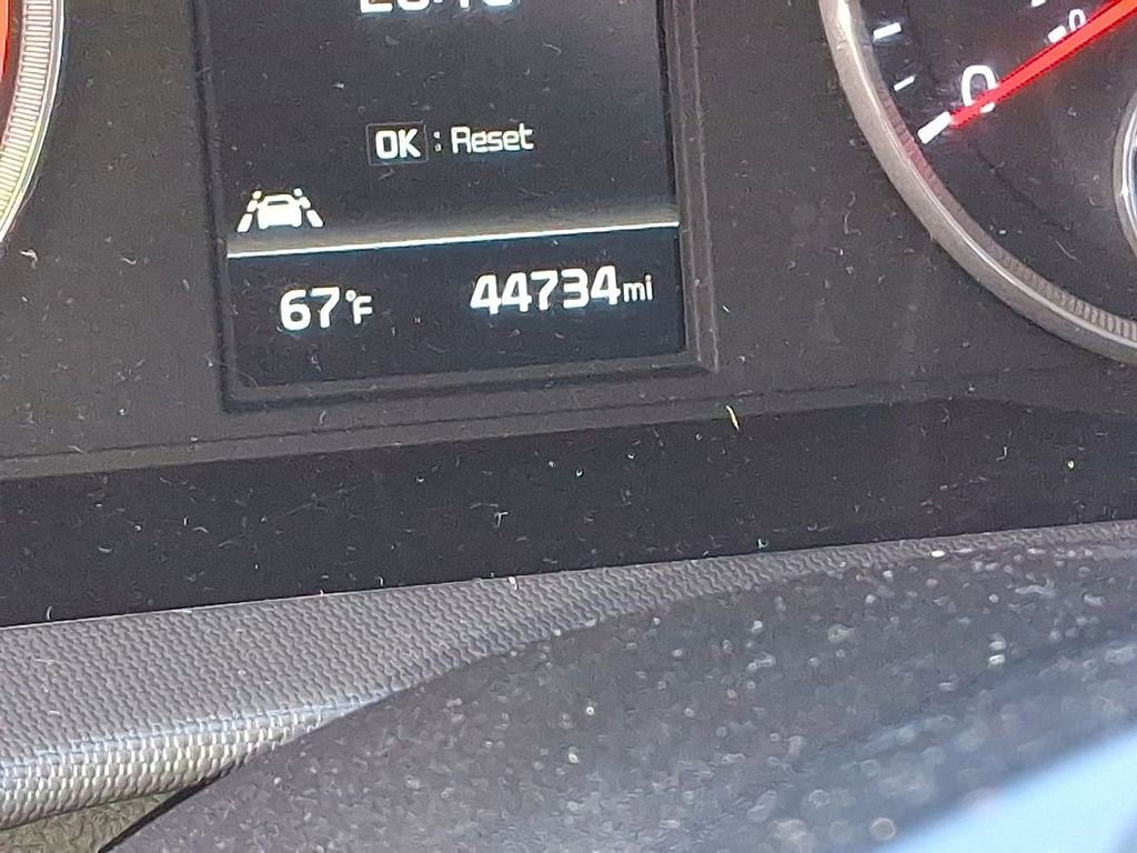 Used 2023 Kia K5 LXS image 13