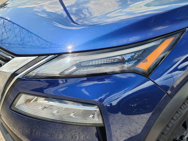 Used 2023 Nissan Rogue SV image 6