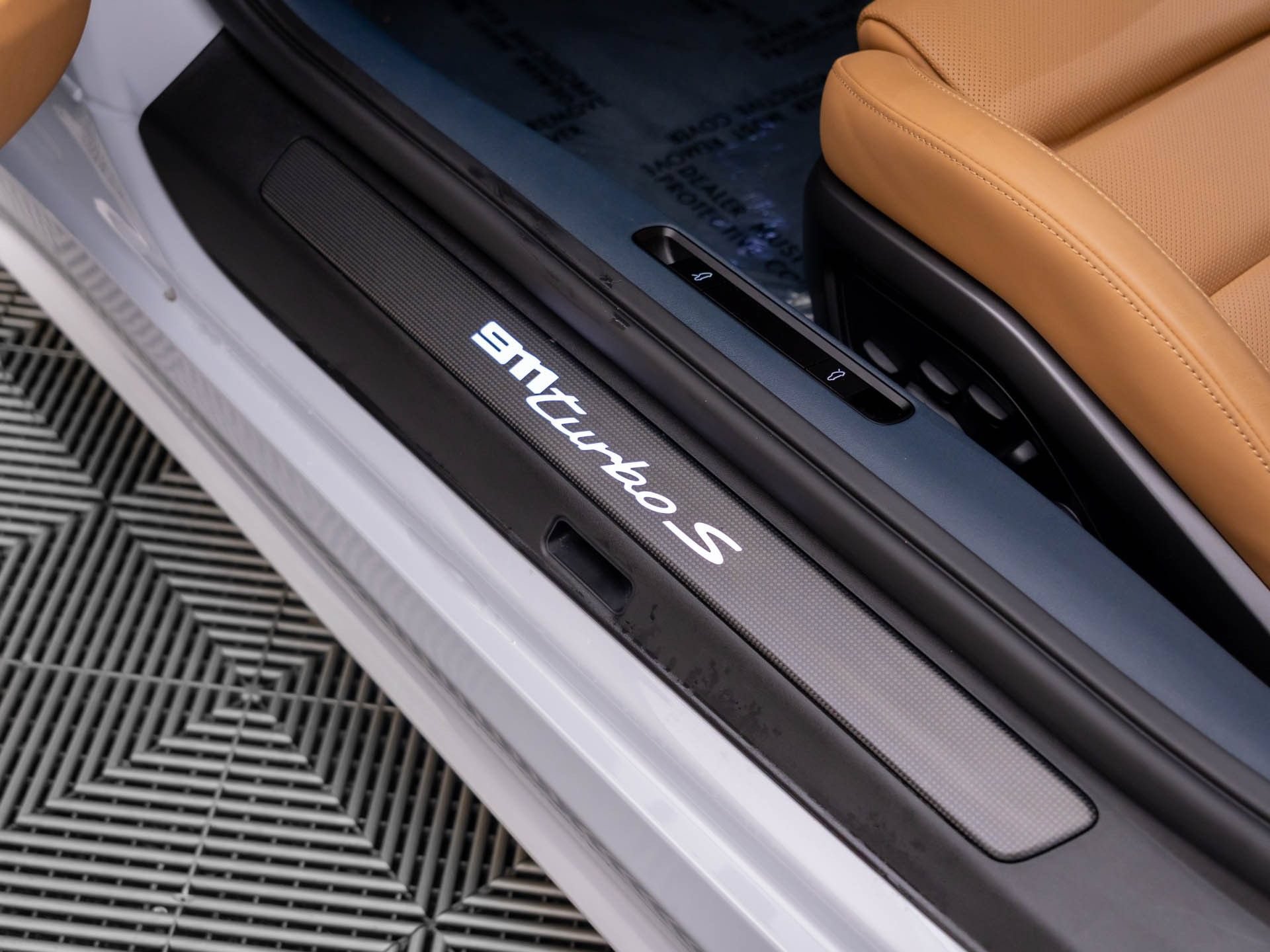 Certified 2024 Porsche 911 Turbo S AWD/4WD image 16