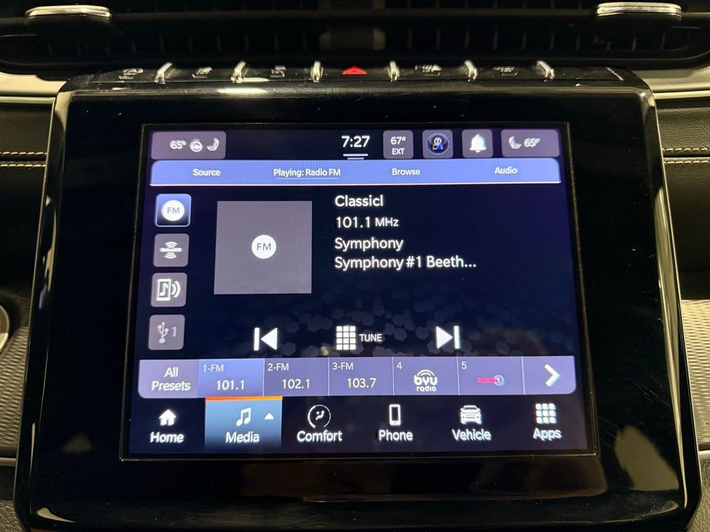 Used 2024 Jeep Grand Cherokee L Laredo image 23