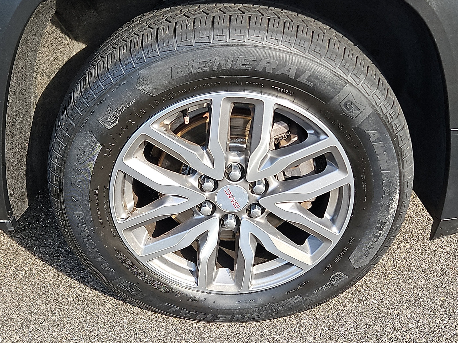 Used 2019 GMC Acadia SLE w/ Driver Alert Package I AWD/4WD image 8