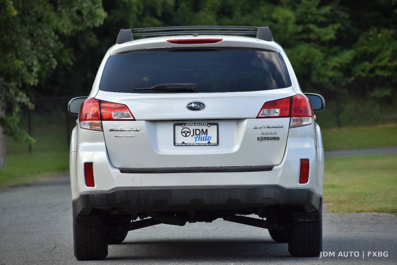 Used 2012 Subaru Outback 2.5i Premium w/ All-Weather Pkg AWD/4WD image 6