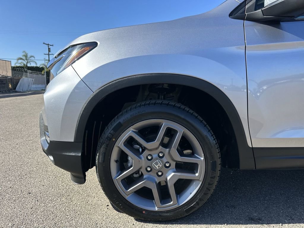 Used 2023 Honda Passport EX-L image 18