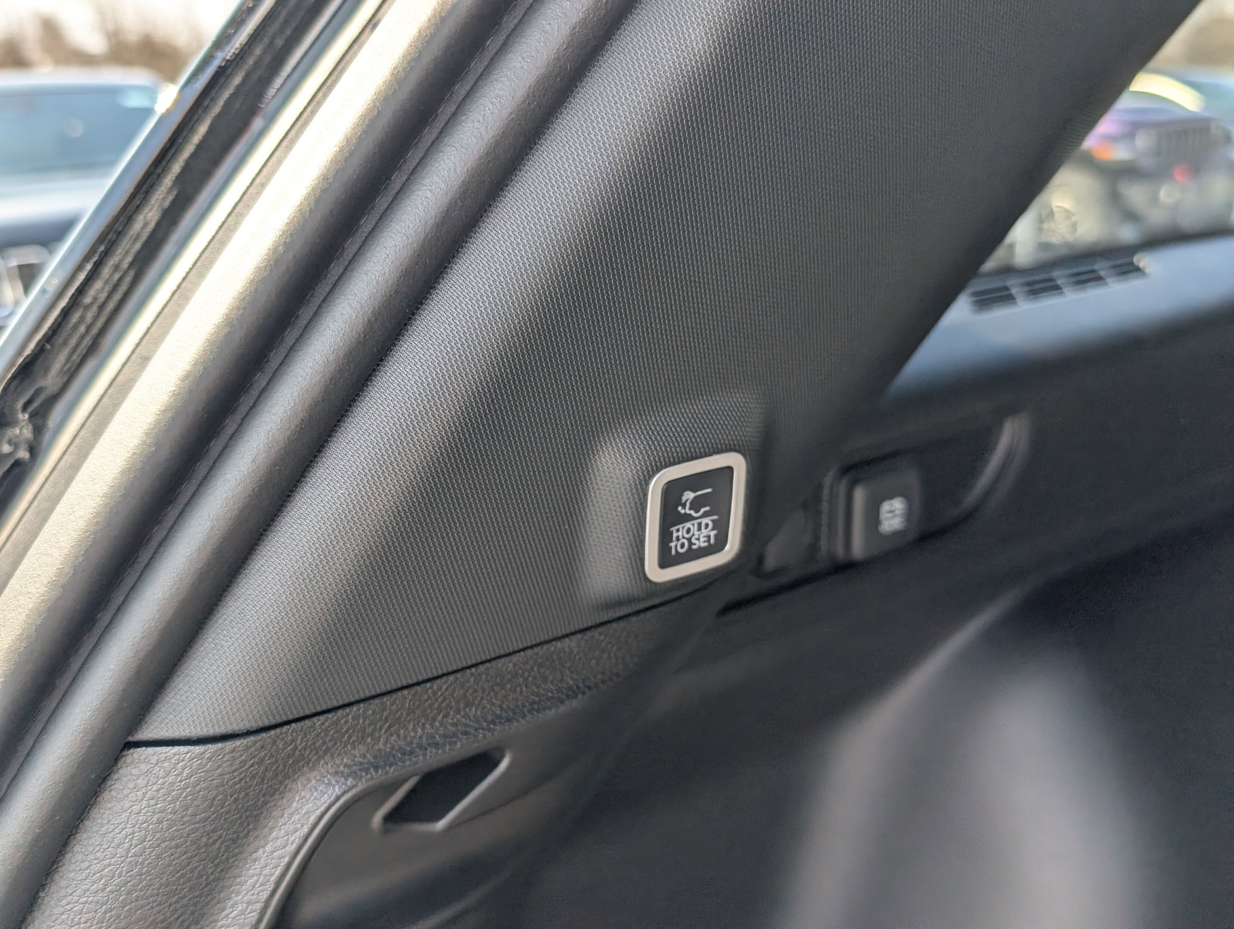 New 2026 Jeep Grand Cherokee Altitude image 9