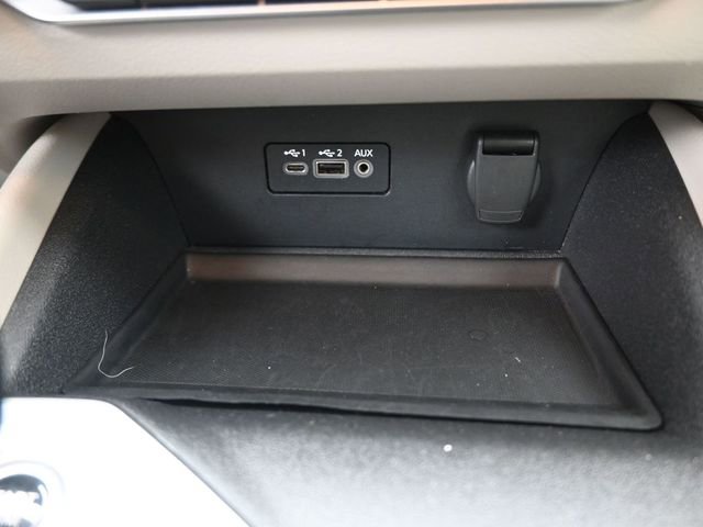 Used 2025 Nissan Altima 2.5 SV image 9