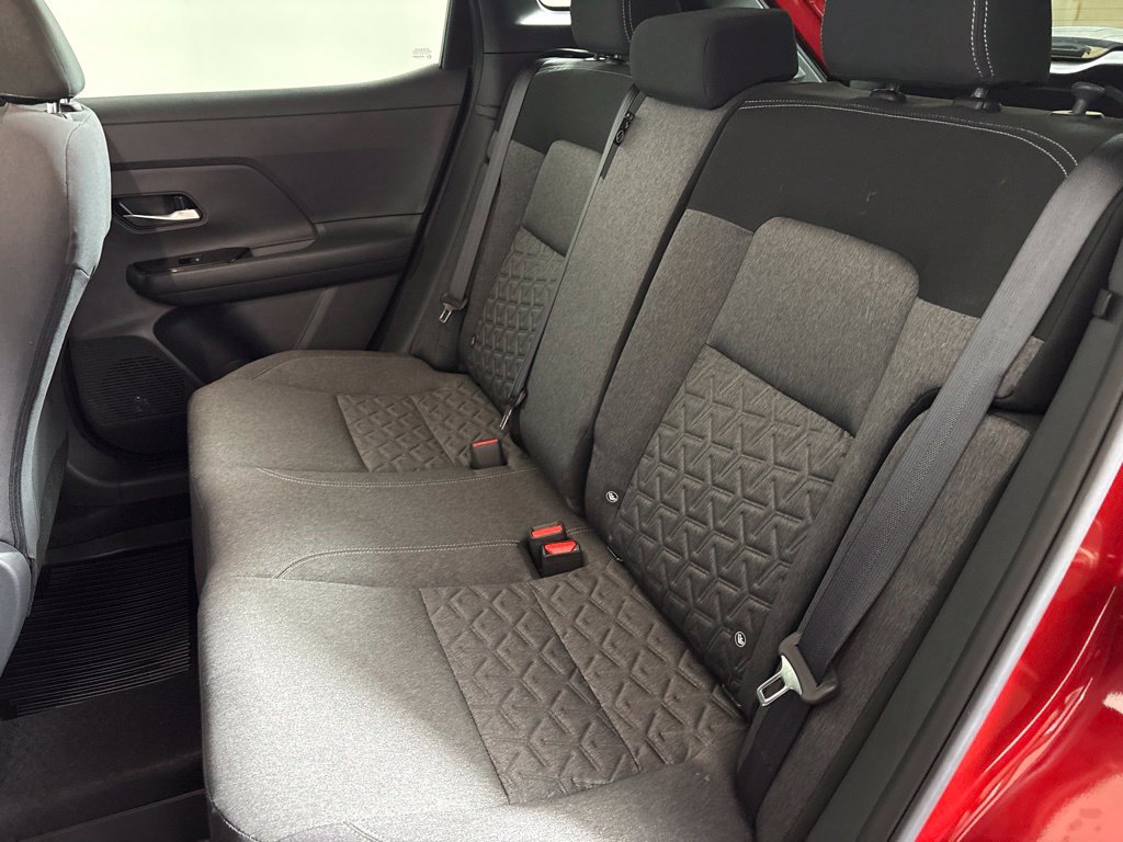 Used 2025 Nissan Kicks SV w/ Illumination Package FWD image 24