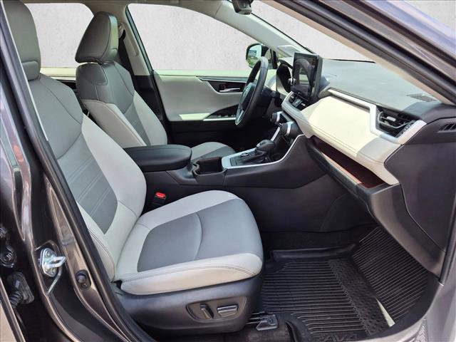 Used 2023 Toyota RAV4 Limited AWD/4WD image 21