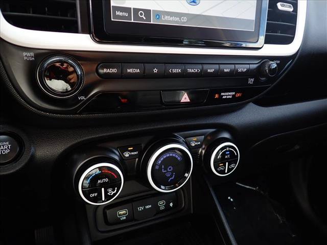 Used 2025 Hyundai Venue Limited FWD image 20