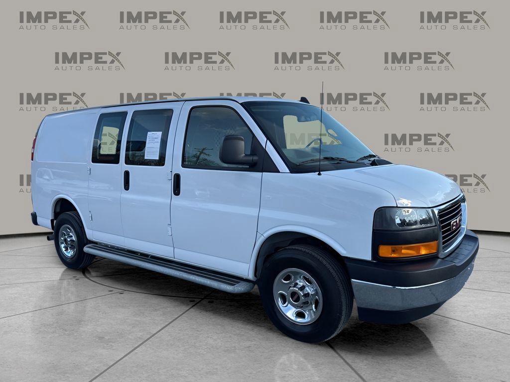 Used 2023 GMC Savana 2500 w/ Driver Convenience Package image 7