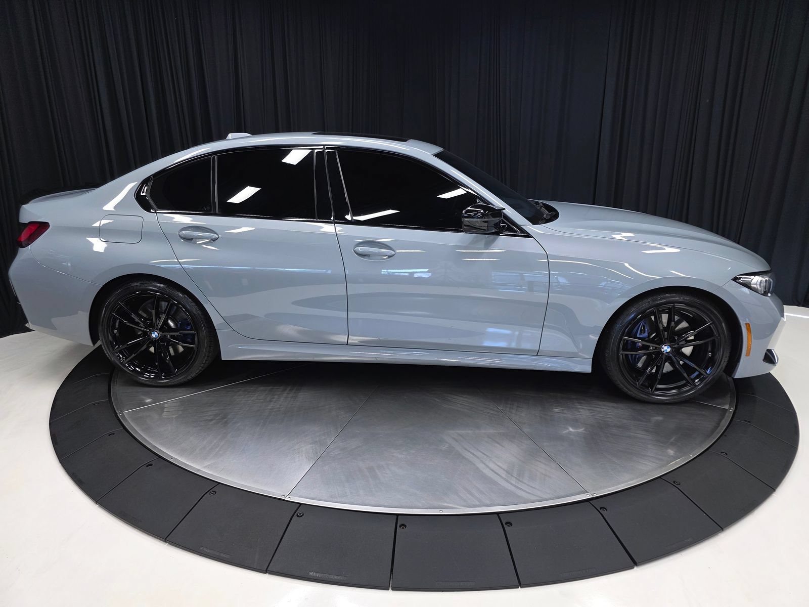 Used 2024 BMW M340i RWD image 13