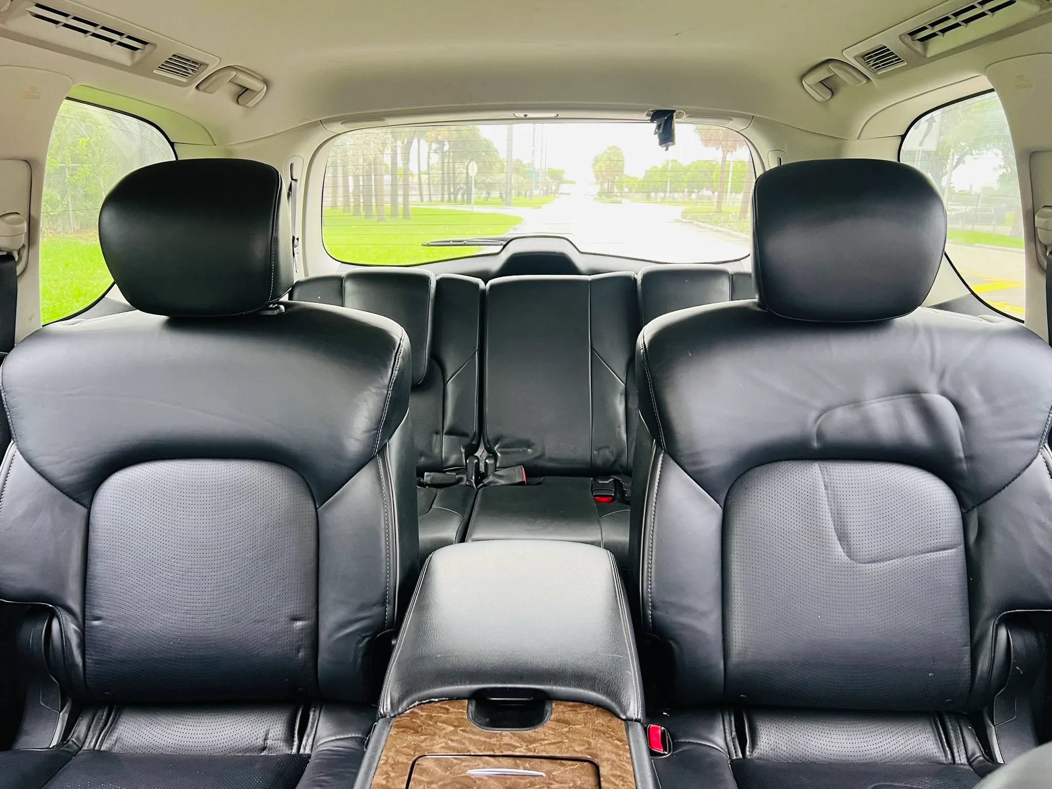 Used 2017 INFINITI QX80 2WD image 16