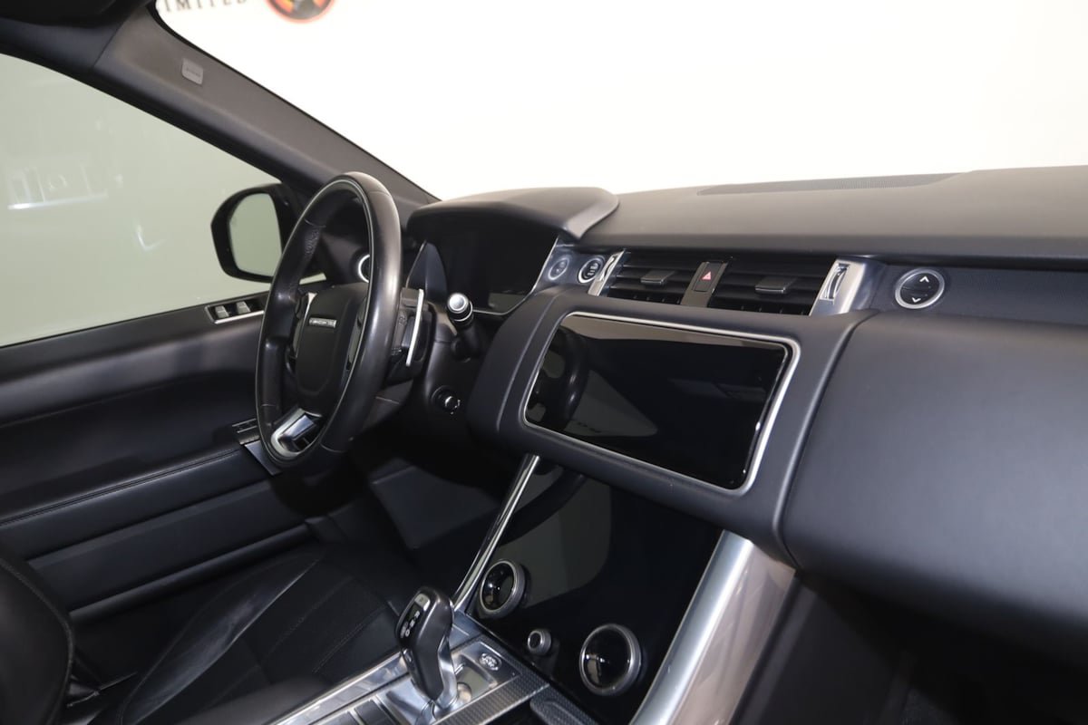 Used 2019 Land Rover Range Rover Sport Supercharged AWD/4WD image 47