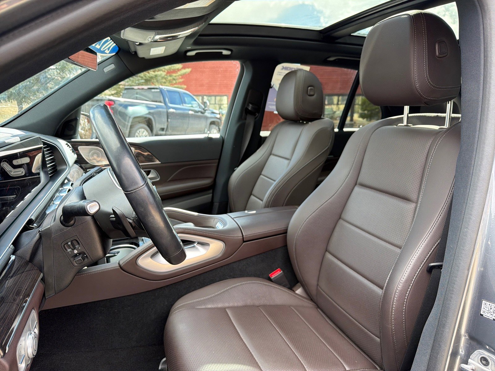 Used 2021 Mercedes-Benz GLE 350 4MATIC image 10