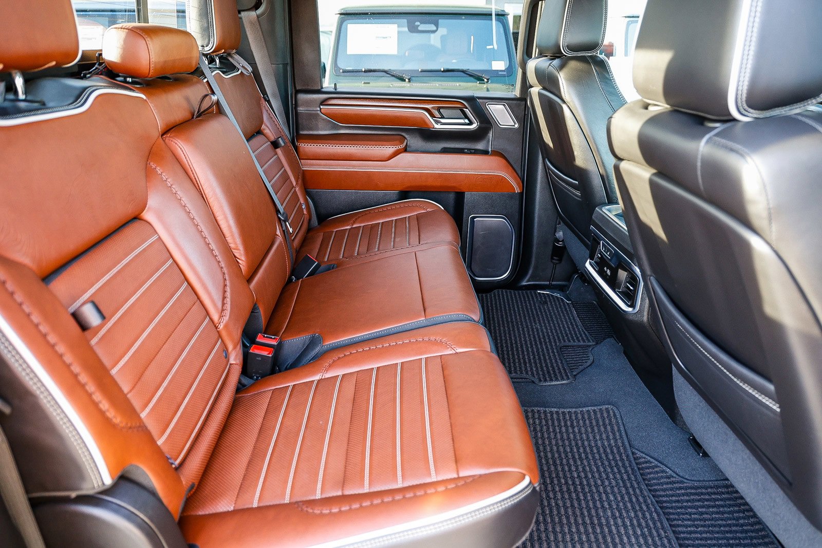 Used 2024 GMC Sierra 2500 Denali Ultimate image 18