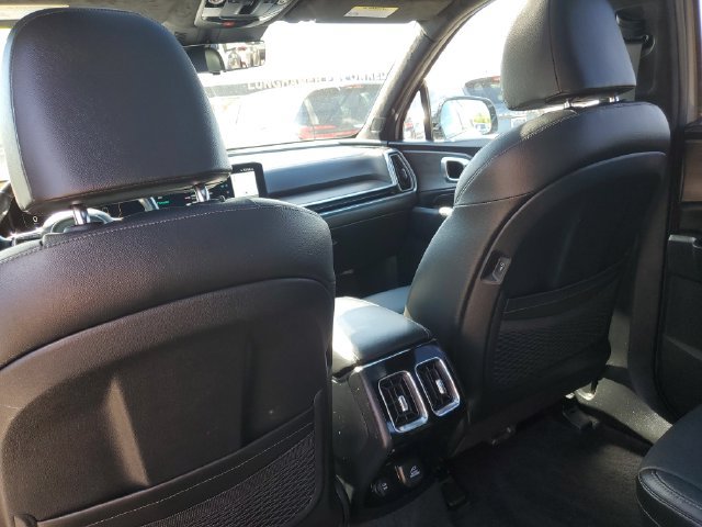 Used 2024 Kia Sorento SX Prestige AWD/4WD image 37