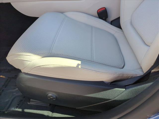 Used 2026 Mercedes-Benz C 300 Sedan image 4