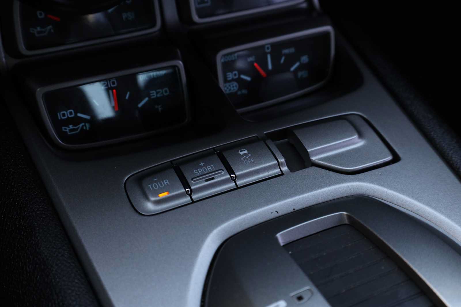 Used 2015 Chevrolet Camaro ZL1 RWD image 23