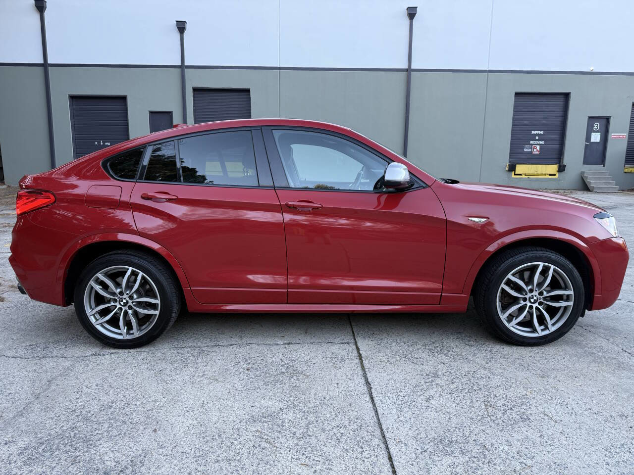 Used 2017 BMW X4 M40i image 8