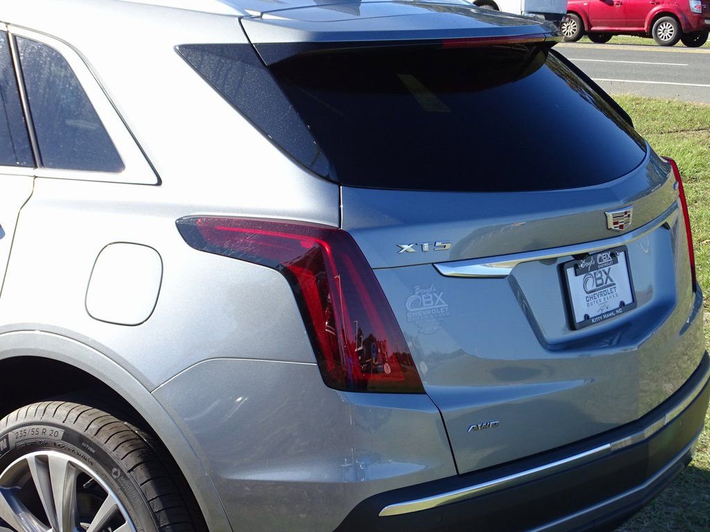 Used 2025 Cadillac XT5 Premium Luxury image 32