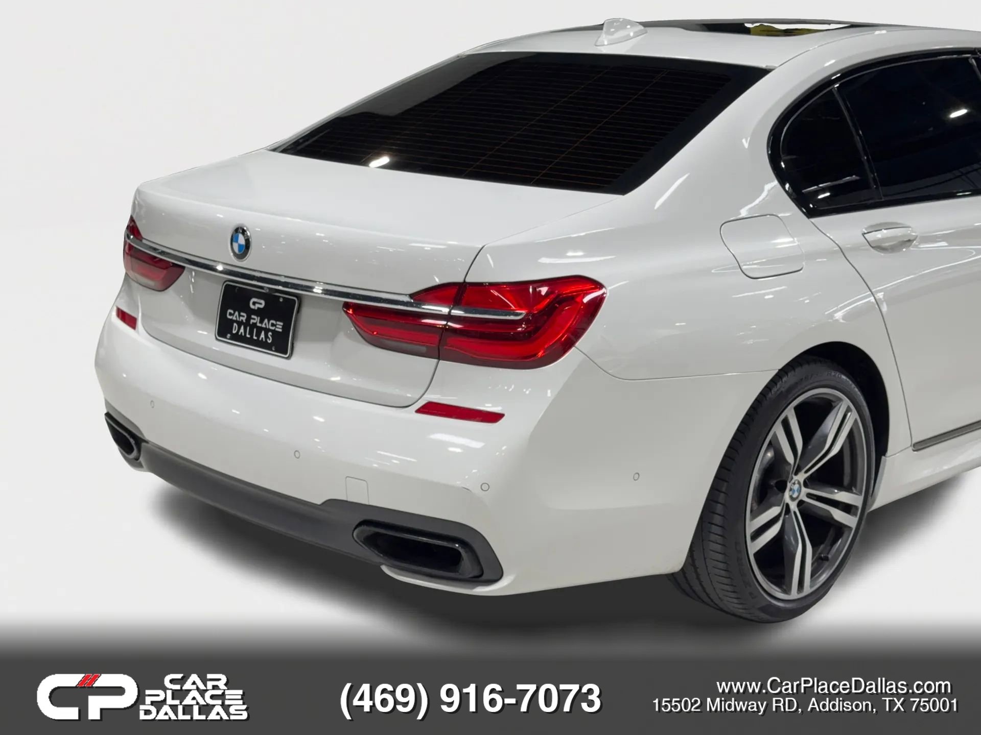 Used 2016 BMW 750i 750i Sedan 4D image 14