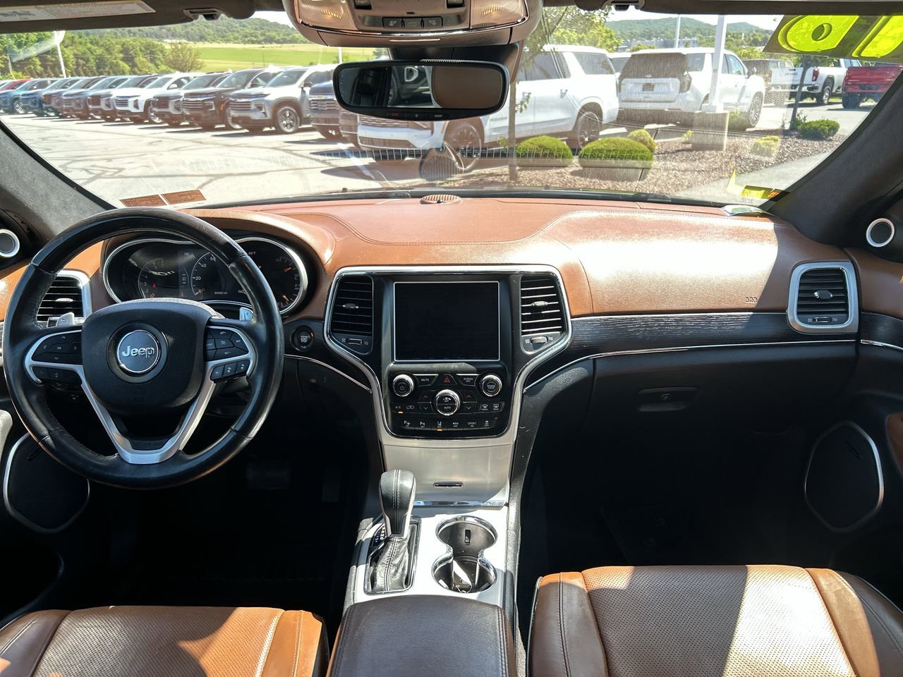 Used 2018 Jeep Grand Cherokee Summit AWD/4WD image 17