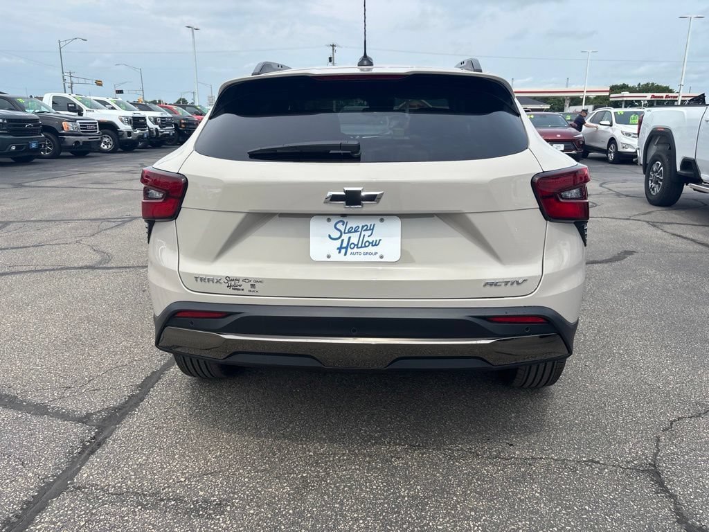 New 2026 Chevrolet Trax ACTIV w/ Driver Confidence Package FWD image 4